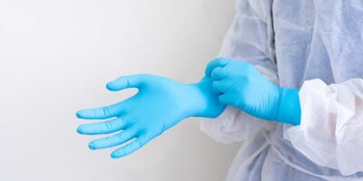 Study Reveals Why Gowns and Gloves can be so Dangerous