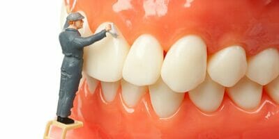 Cleaning your “plastic beauty” : Patient checklist for cleaning dental prosthesis