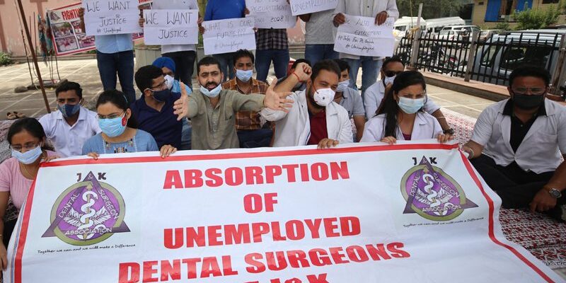 Politics And Dentistry : The Agitation Of Unemployed Dentists