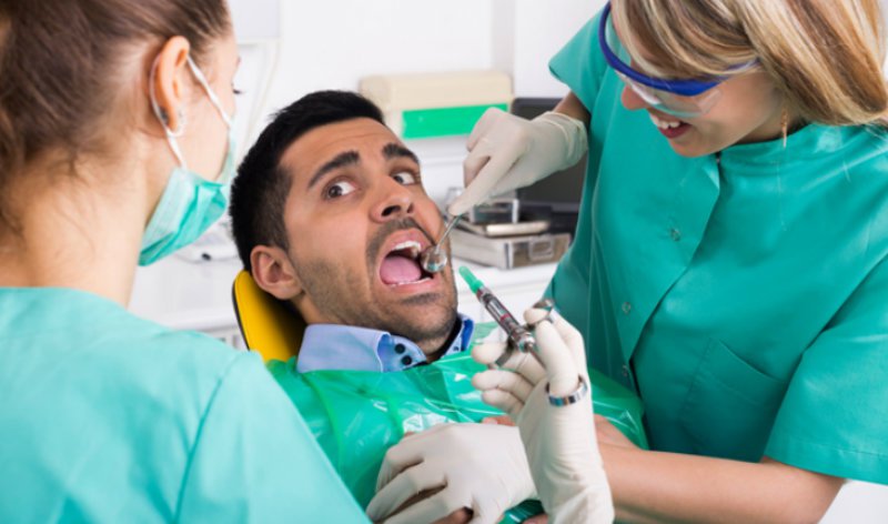 Post-Extraction Blindness Warrants For A Delay In Tooth Extraction Procedures Post Covid.